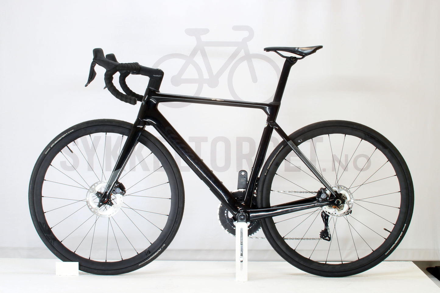 Wilier Trestina Filante SL, wattmåler, Shimano Ultegra Di2 elektriske gir, 2025