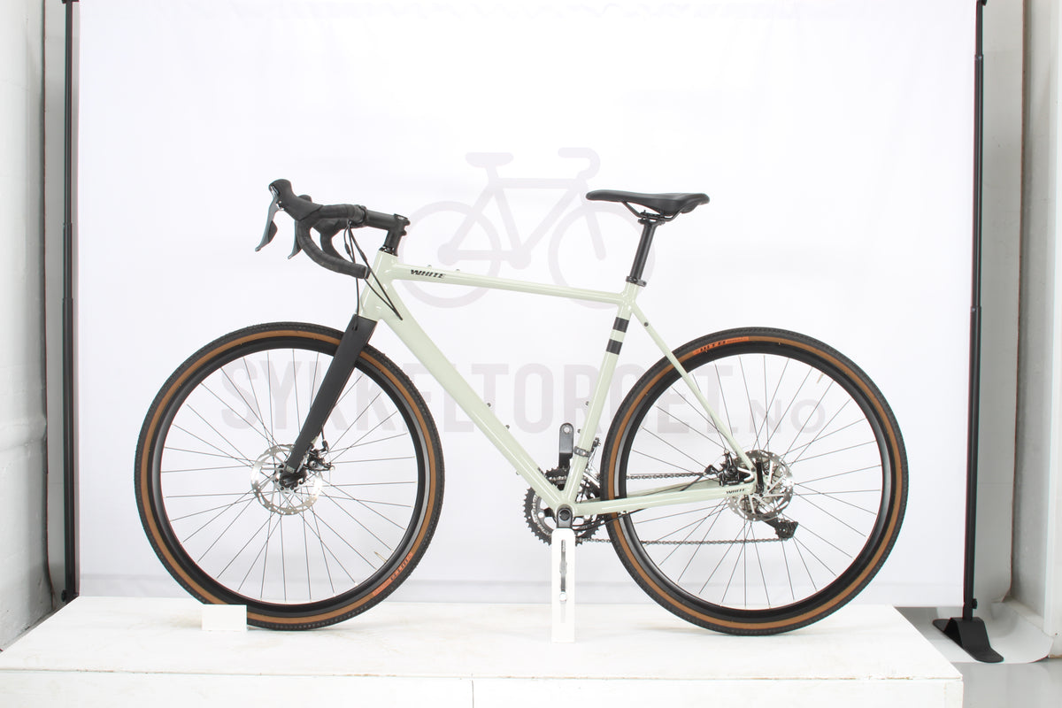 White GX Lite 2025 L Ivory