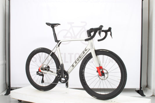 Trek Madone SL7 2024 L Matte Lunar Silver