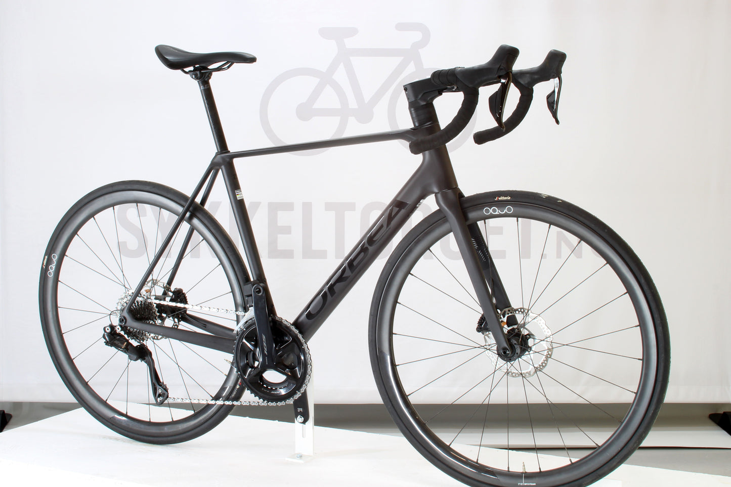 Orbea Orca M30i Di2, karbonhjulsett 2025