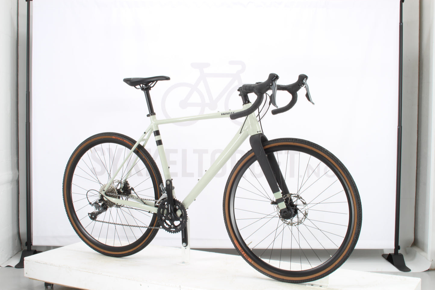 White  GX Lite  2025 L Ivory