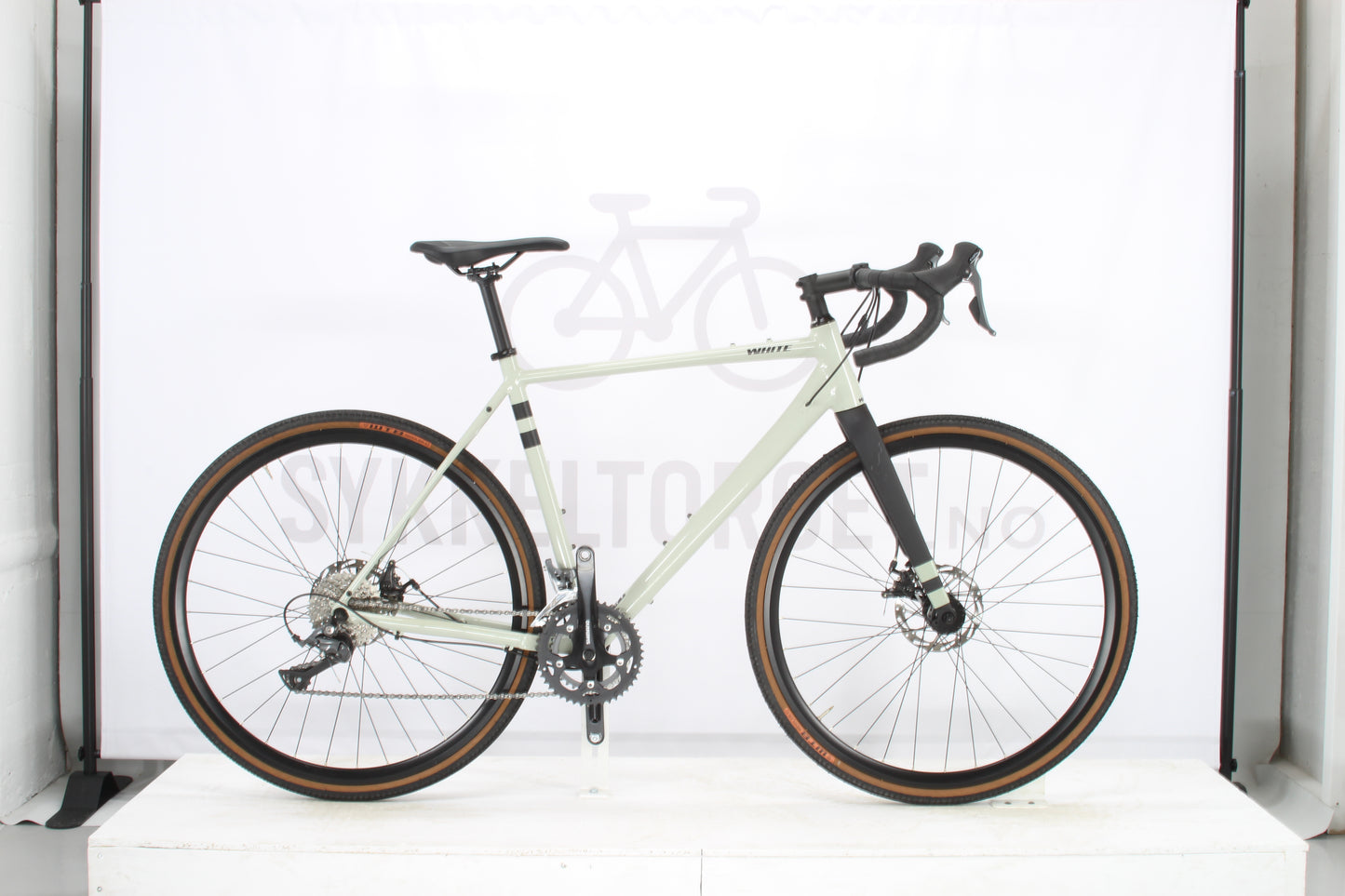 White  GX Lite  2025 L Ivory