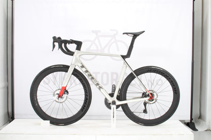 Trek Madone SL7 2024 L Matte Lunar Silver